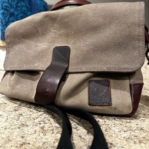 Men’s satchel